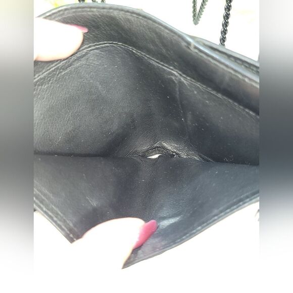 Authentic Gucci Black Lambskin Leather & Bamboo Compact Wallet - Picture 14 of 16